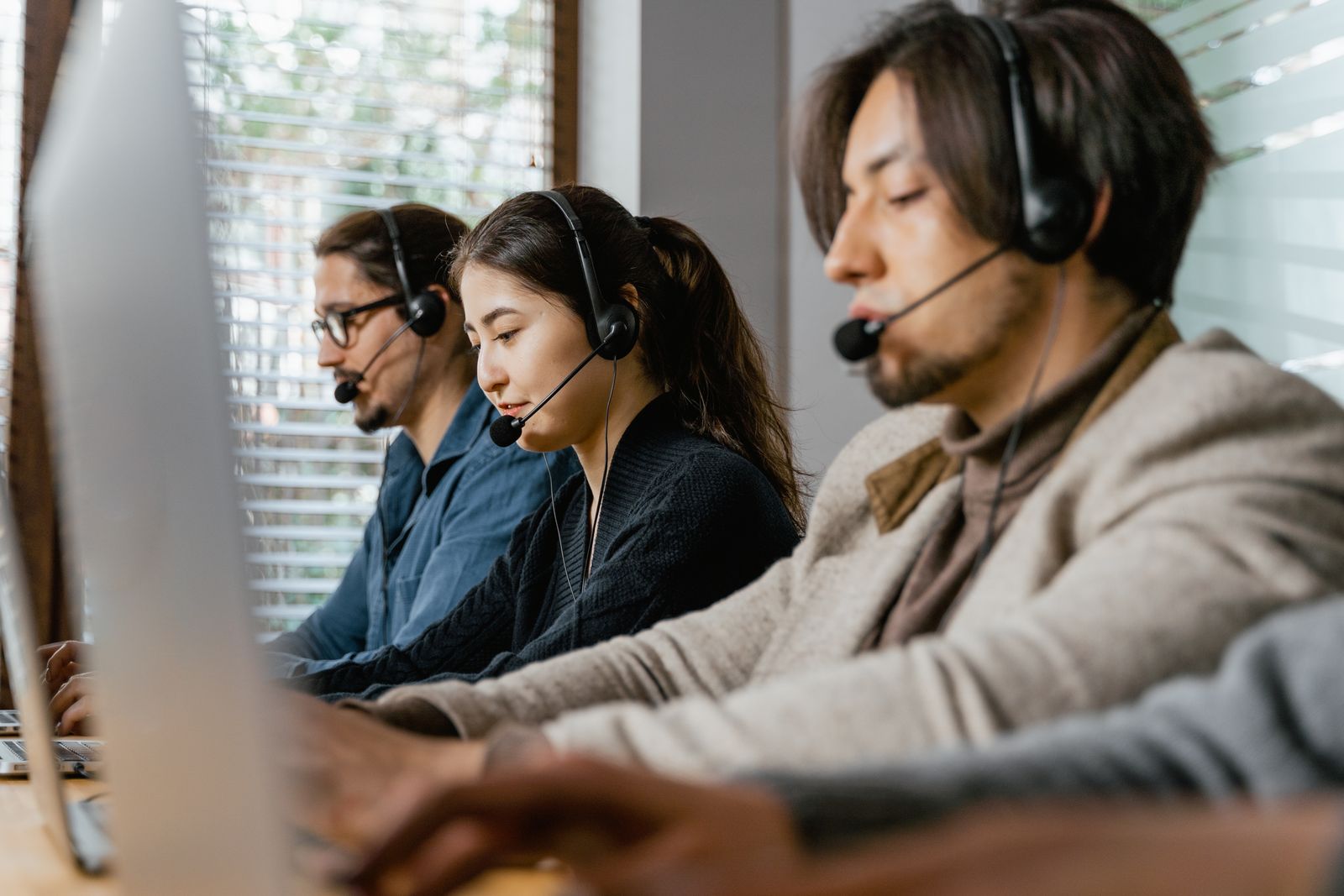 Agente de atención al cliente estudiando inglés en Eklab, Rosario